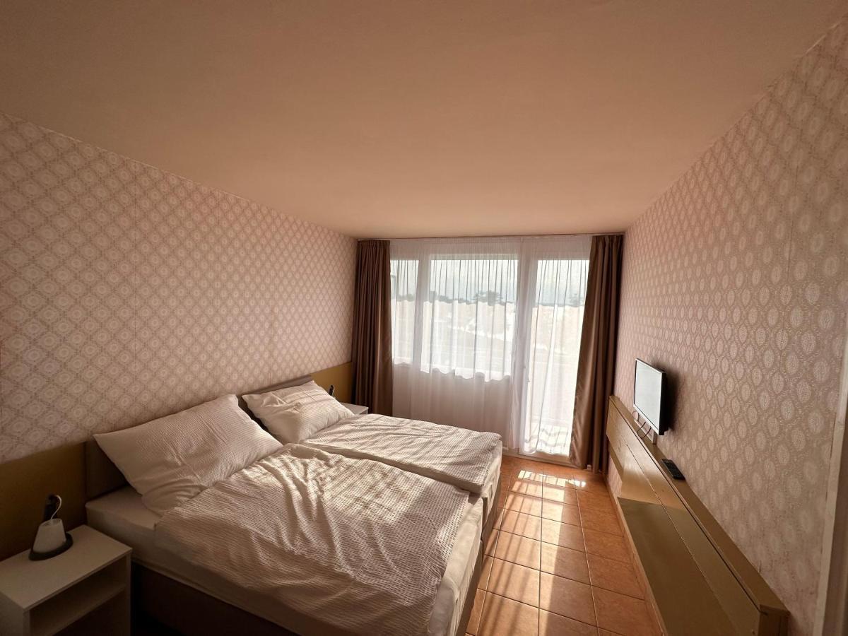 Part Hotel Siofok Dış mekan fotoğraf