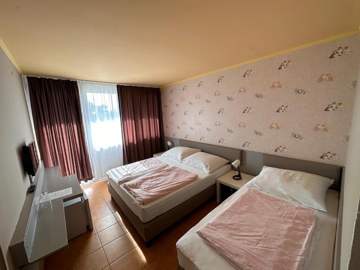 Part Hotel Siofok Dış mekan fotoğraf