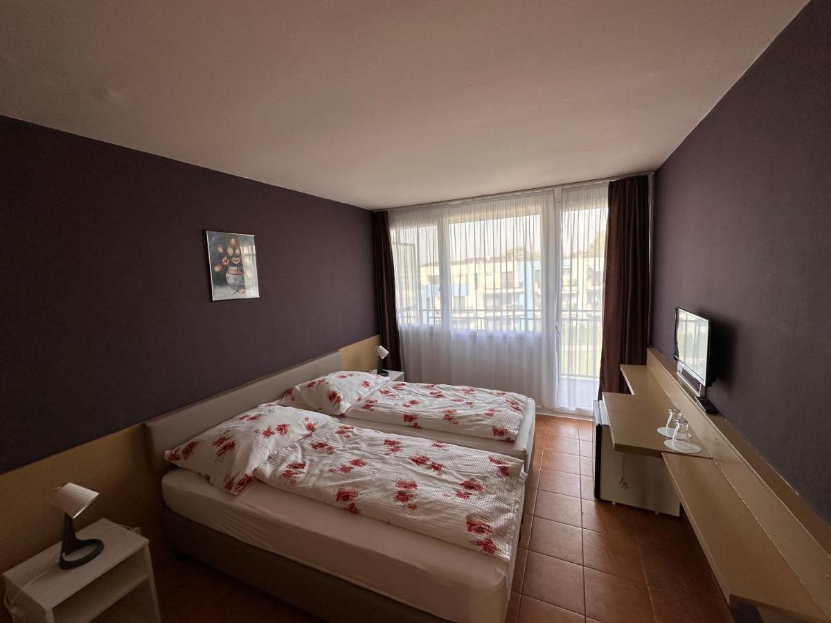 Part Hotel Siofok Dış mekan fotoğraf