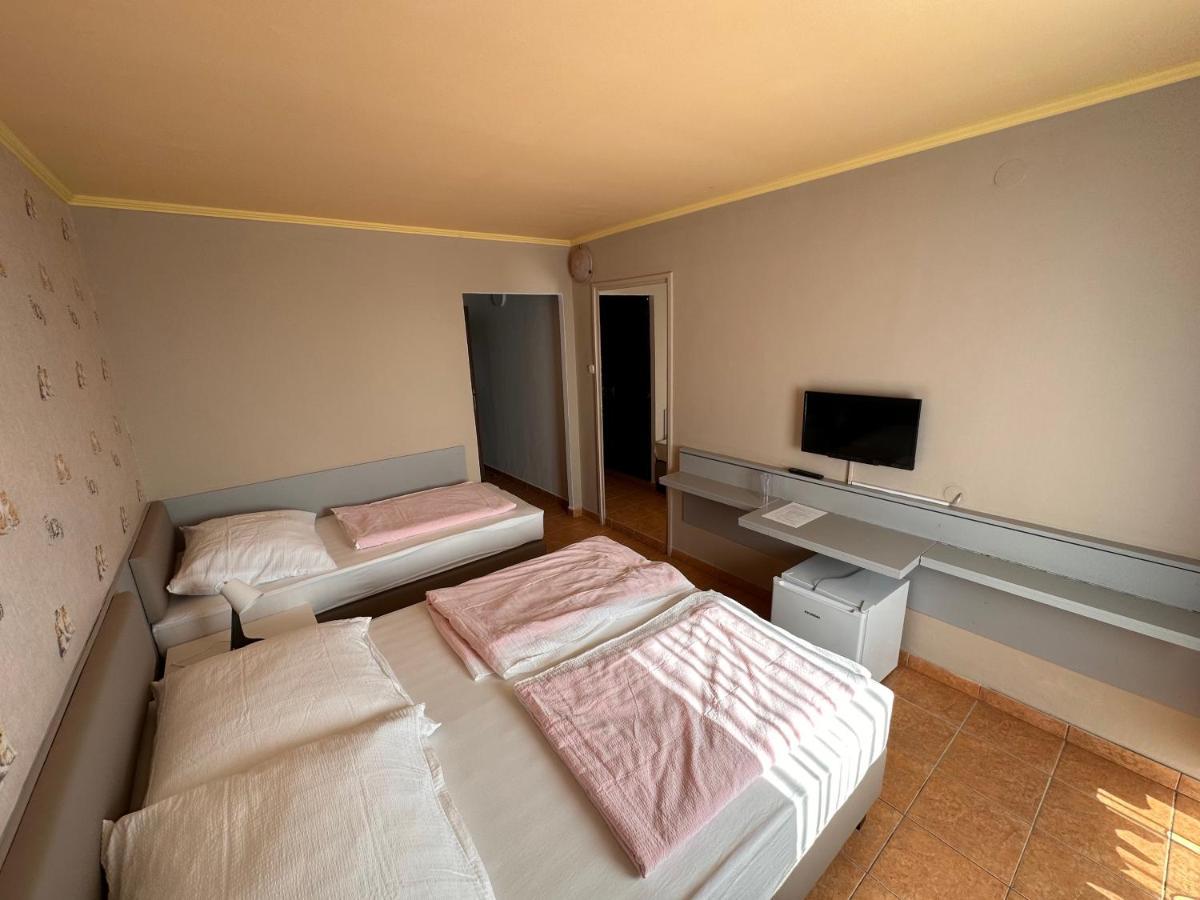 Part Hotel Siofok Dış mekan fotoğraf