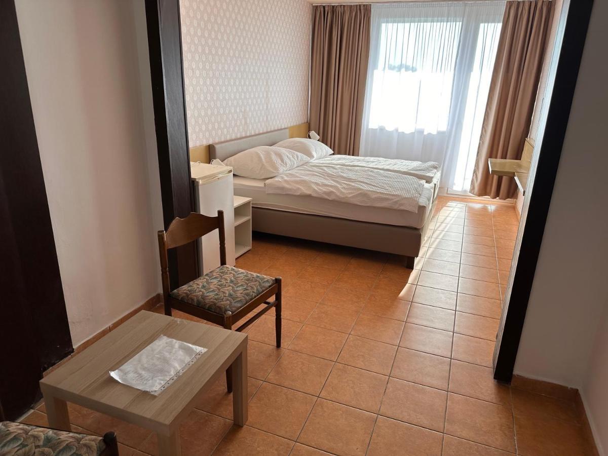 Part Hotel Siofok Dış mekan fotoğraf